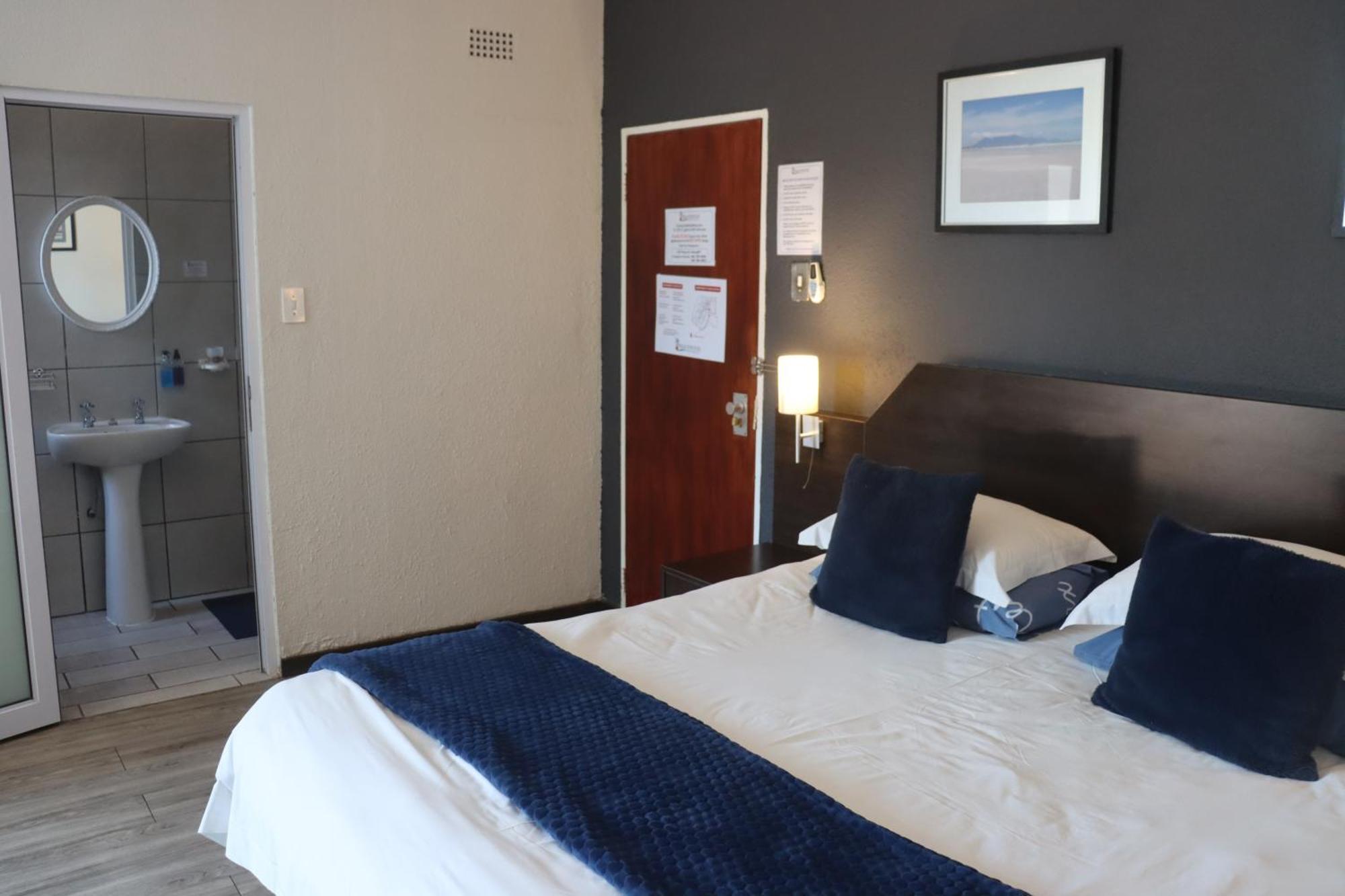 Beachwood Inn Melkbosstrand Cape Town Exterior photo